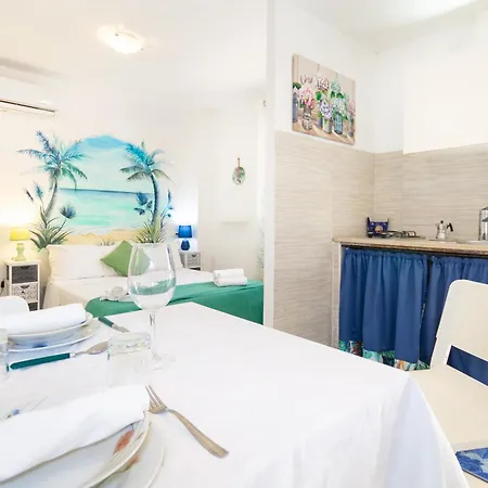Apartman Little House 72a *